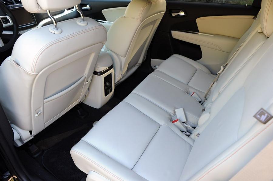  Dodge Journey 2011 года  (фото 9 из 69)